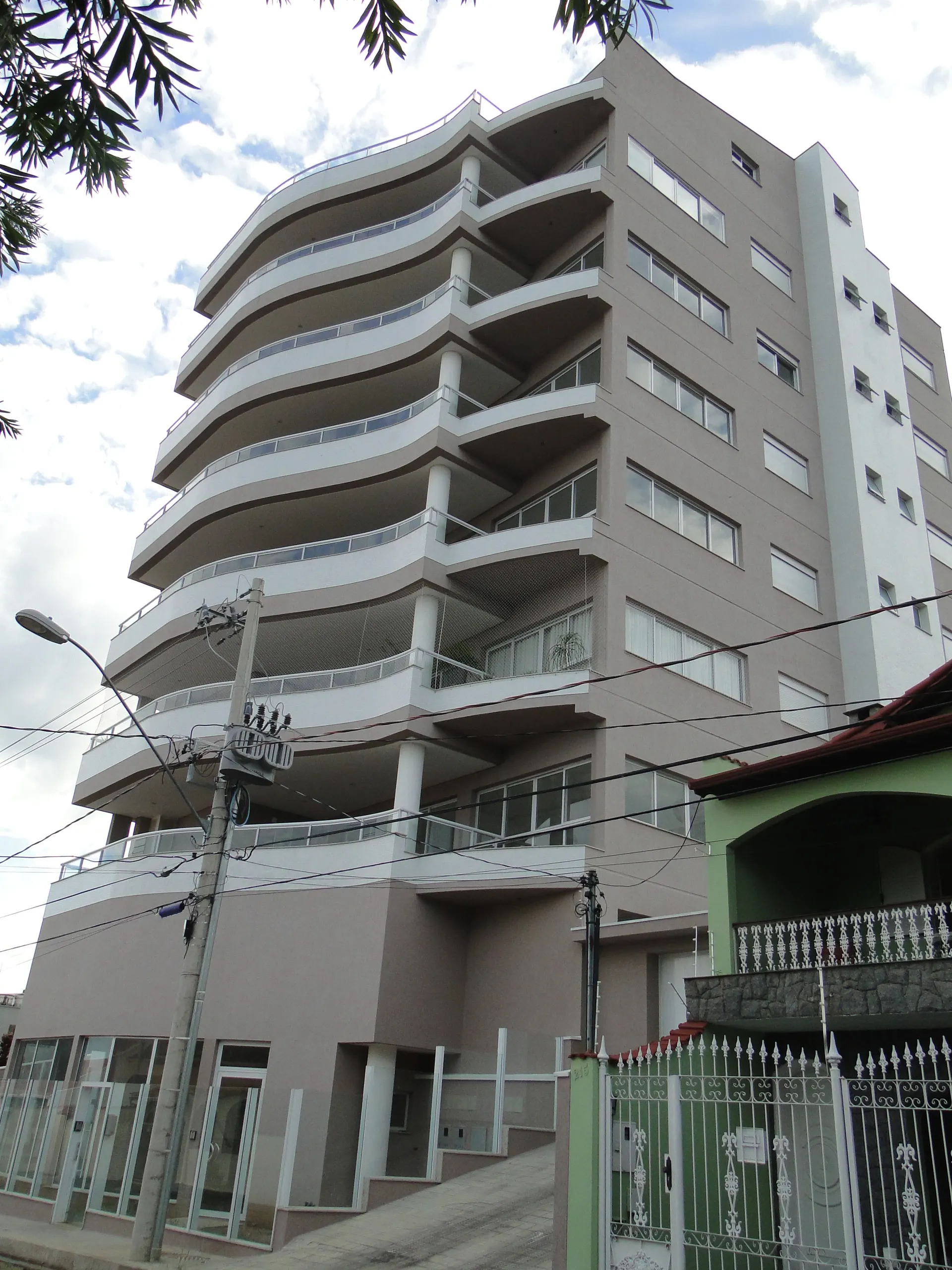 Obra residencial da Moreno Ribeiro em Pouso Alegre e região — imagem 32
